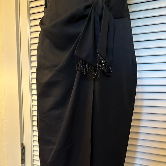 VINTAGE 1990s NICOLE ELIZABETH BLACK MIDI DRESS WITH BLACK BEAD DETAIL. SZ 9/10 - Picture 3 of 9